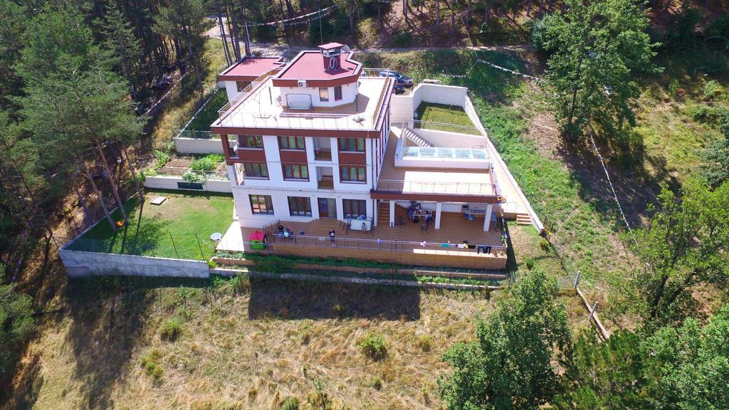 Mala Planina Guest House Iskrets Exterior photo