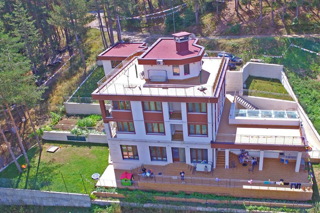 Mala Planina Guest House Iskrets Exterior photo